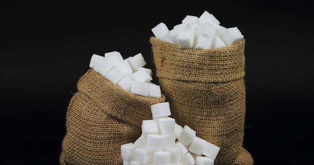 Na krajowym rynku tanieje cukier /&copy;123RF/PICSEL