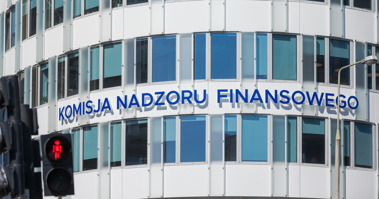 Na listę ostrzeżeń publicznych KNF wpisany został Banknocik Pionki Patryk Dzięcioł z siedzibą w Pionkach /Arkadiusz Ziółek /East News
