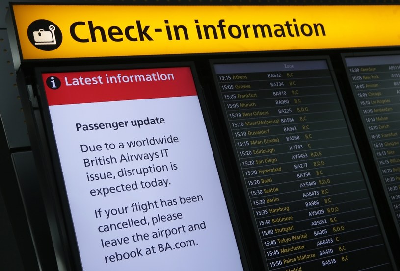 Na lotnisku Heathrow znaleziono pendrive'a z poufnymi danymi /AFP