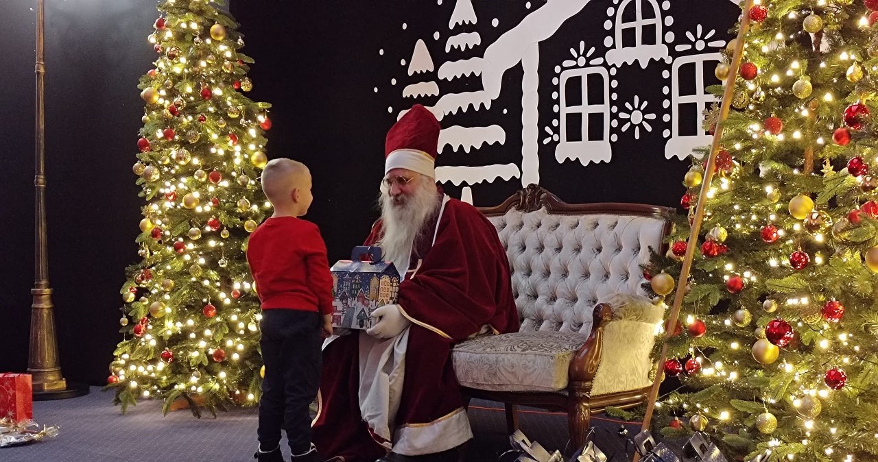 На маленьких відвідувачів замку чекає зустріч із Санта-Клаусом /Domena publiczna