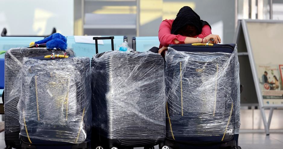 Na niemieckich lotniskach pasażerowie skazani są na wielogodzinne opóźnienia /Christoph Hardt/Panama Pictures/picture alliance /Deutsche Welle