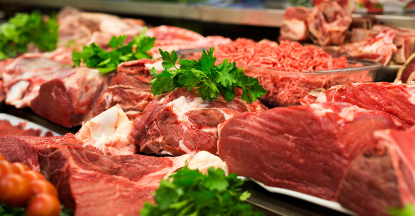 Na nieprzyjemny zapach naszego potu może mieć wpływ spożywanie sporej ilości czerwonego mięsa /123RF/PICSEL