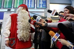 Na Okęciu wylądował samolot ze Świętym Mikołajem