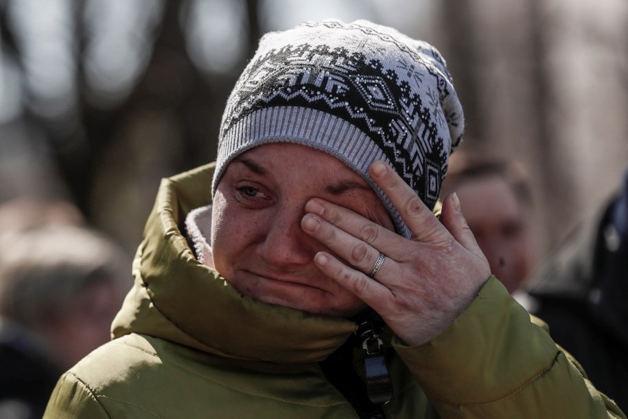 Na południu Ukrainy wojska rosyjskie ostrzelały ogniem artyleryjskim łódź z cywilami /ATEF SAFADI  /PAP/EPA