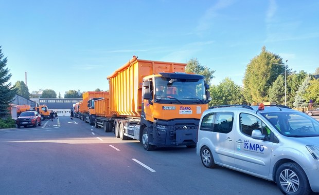 Na pomoc Nysie. Ciężki sprzęt z krakowskiego MPO przyda się w sprzątaniu