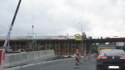 Na rondzie Ofiar Katynia kierowcy muszą uzbroić się w cierpliwość