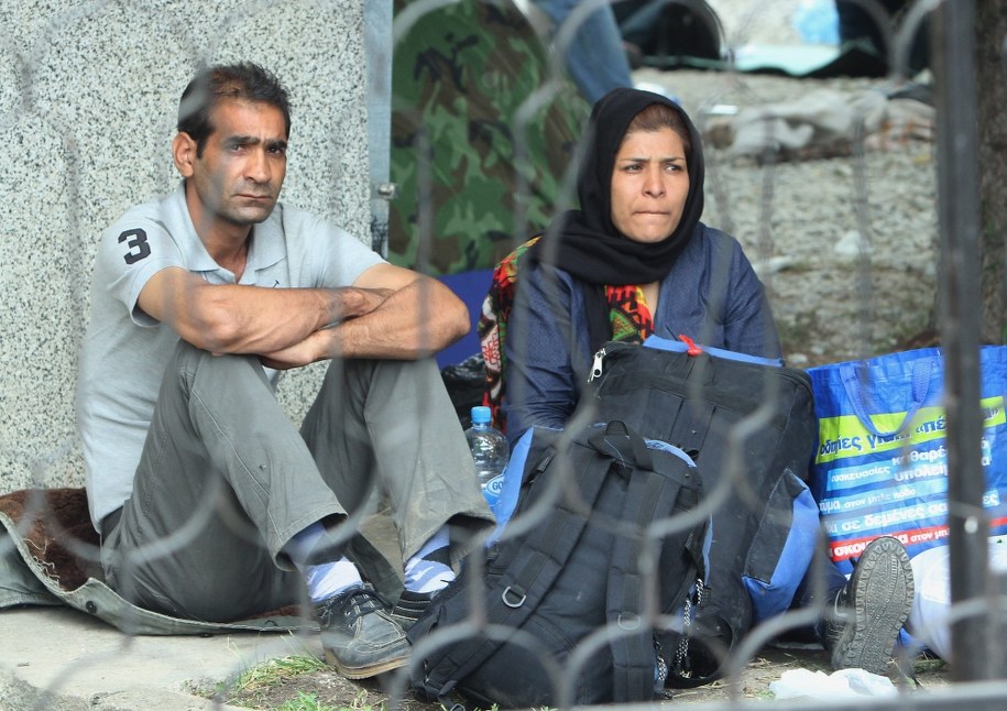 Na rozpoczynającym się szczycie UE rząd nie chce się zobowiązać do przyjęcia uchodźców, bo obawia się, że przez to przegra wybory /DJORDJE SAVIC /PAP/EPA