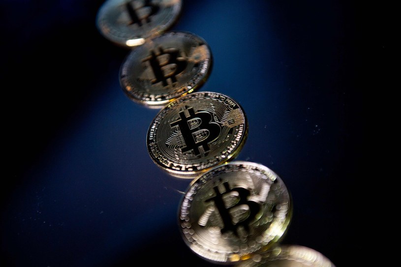 Na rynku bitcoina idą duże zmiany /AFP