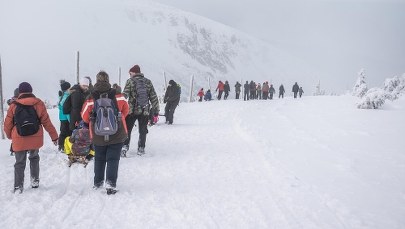 Na Śnieżce niemal 2 metry śniegu. Zamknięty Wąwóz Kamieńczyka