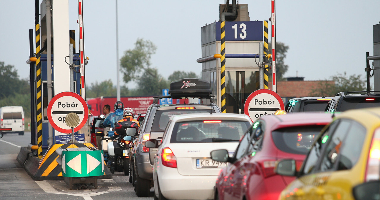 Na spadek ruchu wpłynął lockdown. Potem ruch wrócił do normy /Damian Klamka /East News