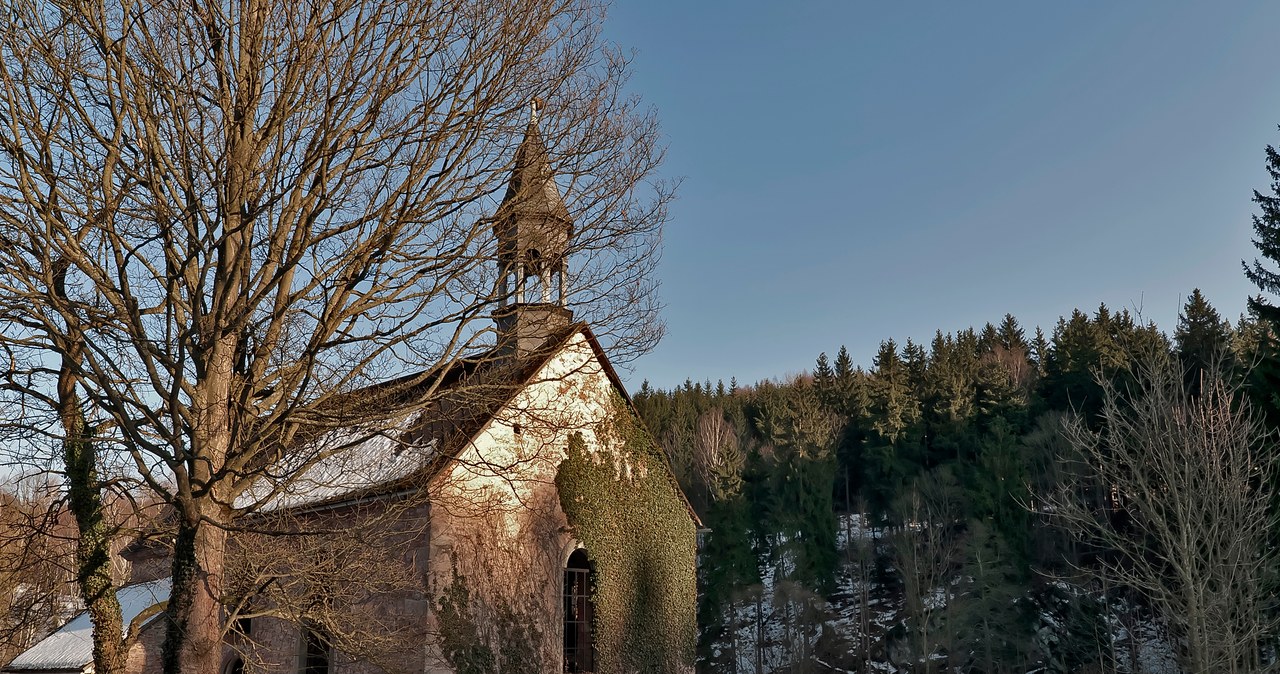 Na sprzedaż wystawiono zabytkowy kościół w woj. dolnośląskim. Źródło: jerha1952, CC-BY-3.0, Wikimedia Commons /
