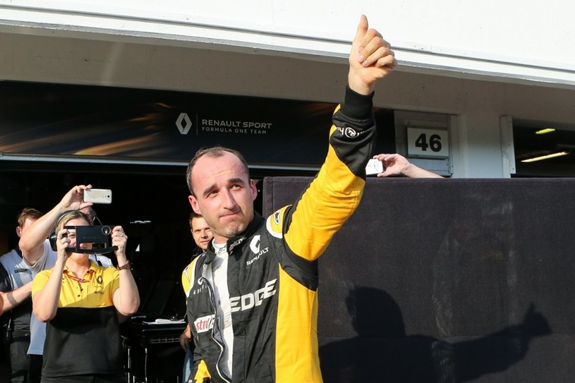 Na start w wyścigu Kubica będzie musiał jeszcze poczekać /Tomasz Jastrzebowski/Foto Olimpik /Reporter