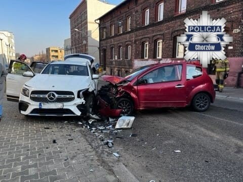 Na szczęście nikt nie odniósł poważnych obrażeń /policja Chorzów  /