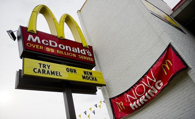 Na terenie Stanów Zjednoczonych znajduje się w sumie 14 tys. restauracji McDonald's /PAP