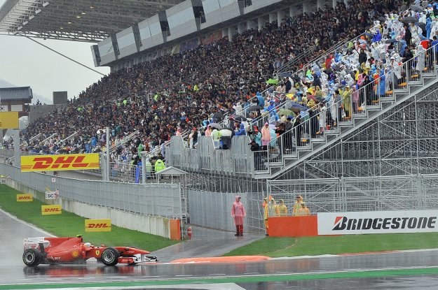 Na torze Yeongdam panowały w niedzielę ekstremalne warunki do jazdy, najlepiej radzil sobie Alonso /AFP