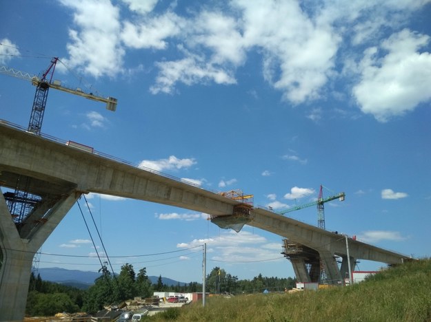 Na trasie powstaną 22 obiekty inżynierskie: mosty, wiadukty i estakady /fot. GDDKiA /Materiały prasowe