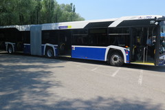 Na ulice Krakowa wyjechało 77 nowych autobusów Solaris