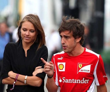 Na urlop Alonso pojedzie jako lider. Z pewną piękną Rosjanką