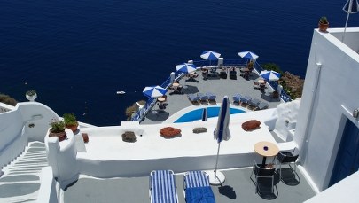 "Na wakacje należy jeździć z profesjonalistami". Jak sprawdzić biuro podróży?