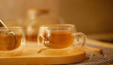 Na Wielkanoc zamiast czarnej herbaty pij majeranek. Pozbędziesz się uczucia przejedzenia