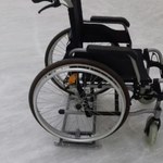 Na wózku jak na łyżwach. Złotowskie lodowisko przyjazne niepełnosprawnym