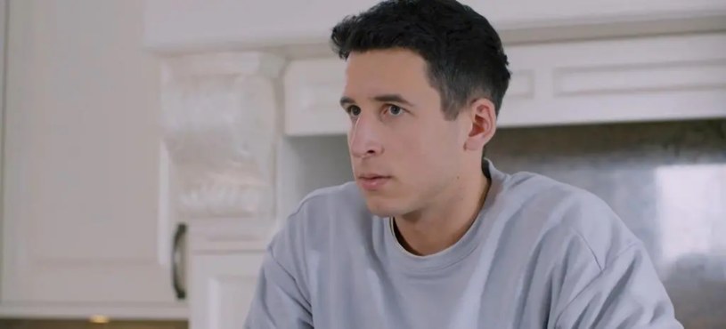 "Na Wspólnej". Odcinek 4141. Przed nim ważna decyzja. Musi poradzić się mamy i taty