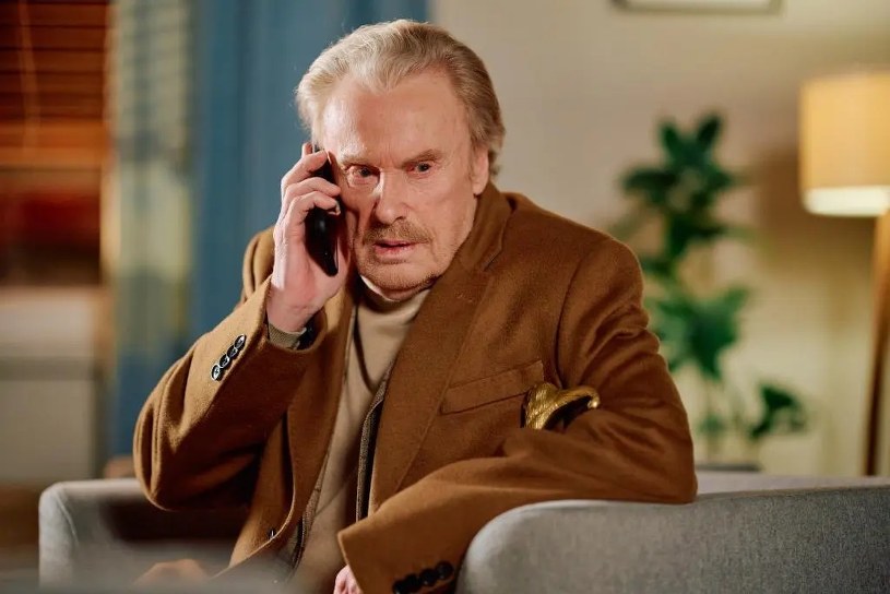 "Na Wspólnej". Odcinek 4200. Uratuje rodzinę? Sięgnie po dawne kontakty