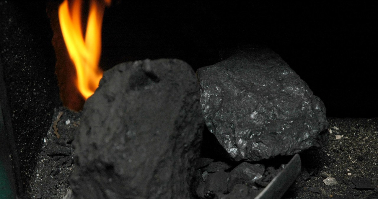 Na wypłatę dodatku węglowego rząd przeznaczy ok. 11,5 mld zł /123RF/PICSEL