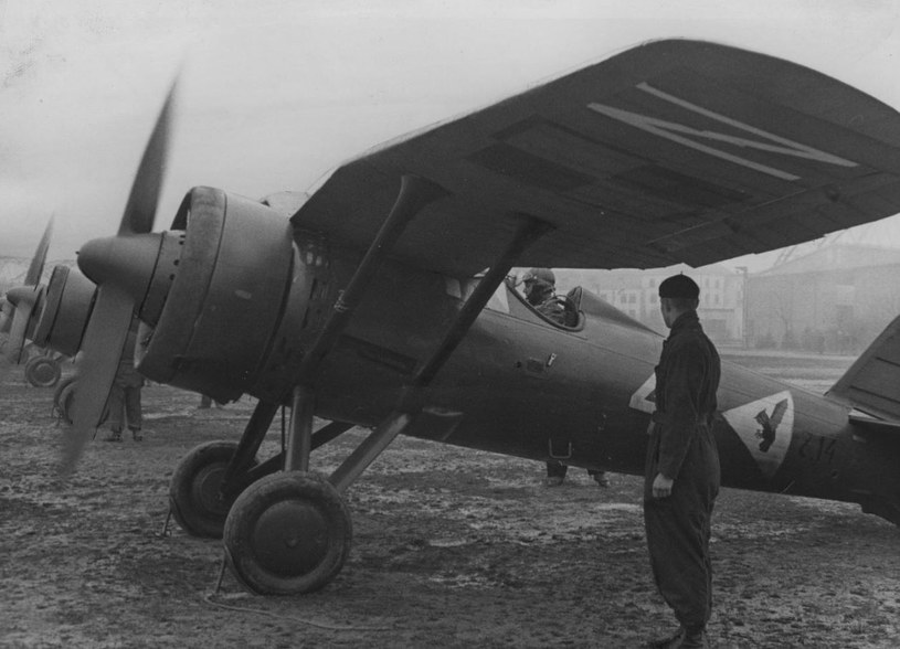Na wyposażeniu Wojska Polskiego znalazły się między innymi leciwe górnopłaty PZL P.11c /domena publiczna