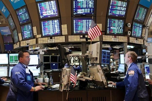 Na zamknięciu Dow Jones Industrial spadł o 0,66 proc. do 12 090,03 pkt. /AFP