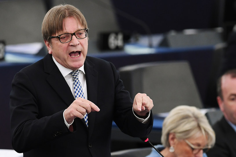 Na zdj. Guy Verhofstadt /FREDERICK FLORIN /AFP