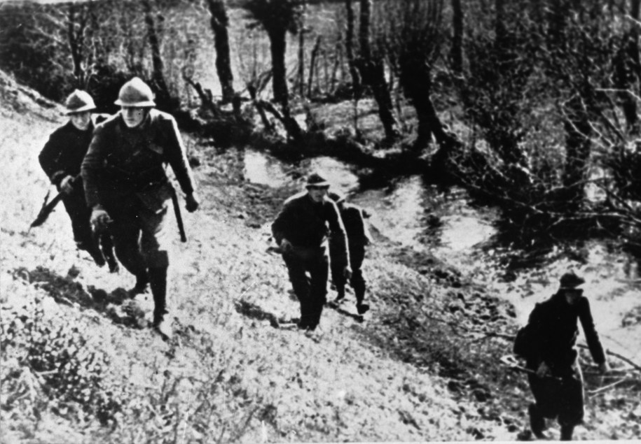 Ostatnia Bitwa 1 Wojny Swiatowej Polski żołnierz - Anno Domini 1939 - RMF 24