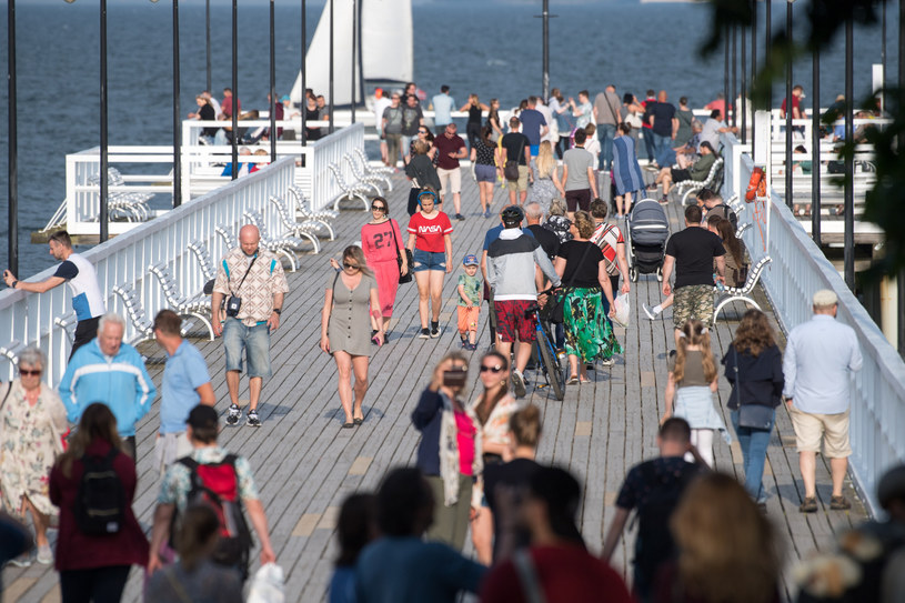 Na zdj. turyści w Gdyni (20.06.2020) /Wojciech Strozyk/REPORTER /Reporter