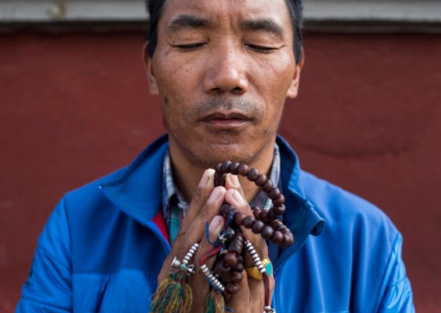 Na zdjęciu 49-letni Kami Rita Sherpa /Narendra Shrestha /PAP/EPA