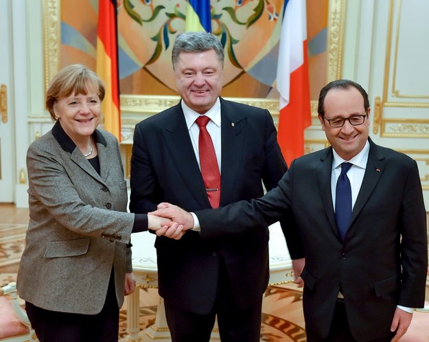 Na zdjęciu Angela Merkel, Petro Poroszenko i Francois Hollande /MYKOLA LAZARENKO /PAP/EPA