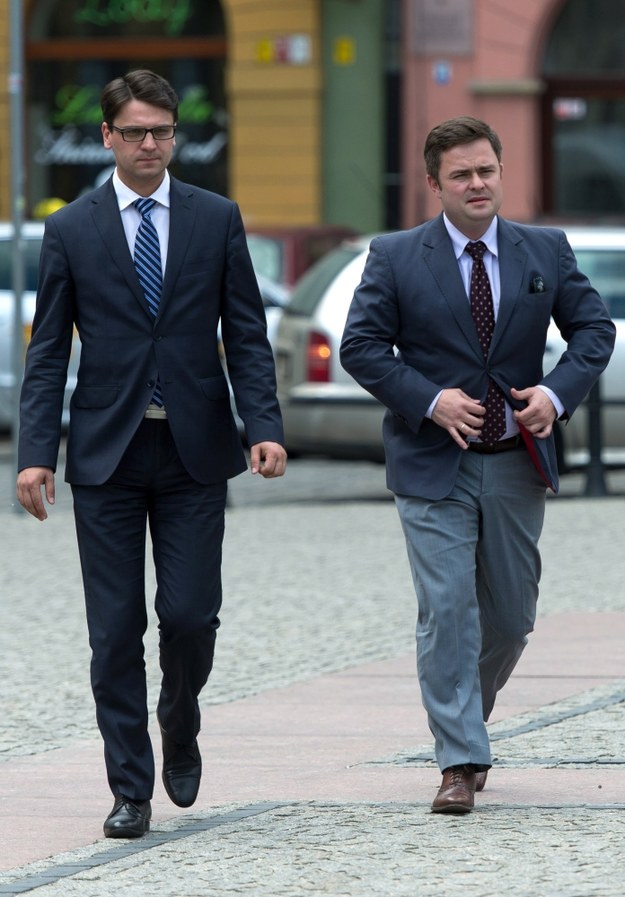 Na zdjęciu archiwalnym z maja 2014: Mariusz Antoni Kamiński i Adam Hofman /Maciej Kulczyński /PAP