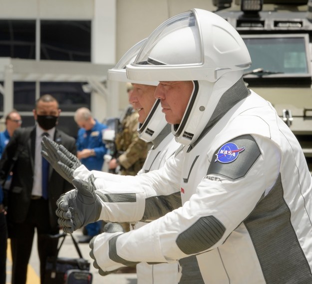 Na zdjęciu astronauci NASA Douglas Hurley i Robert Behnken /NASA/Bill Ingalls /PAP/EPA
