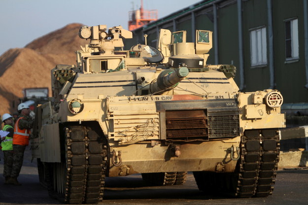 Na zdjęciu czołg M1A2 Abrams /	VALDA KALNINA /PAP/EPA