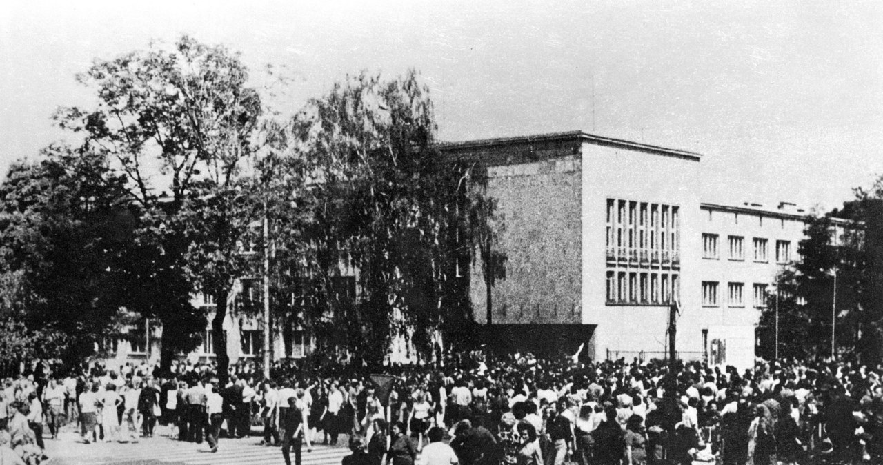 Na zdjęciu: Demonstracja w Radomiu w czerwcu 1976 roku /Tomasz Wierzejski/Fotonova /East News