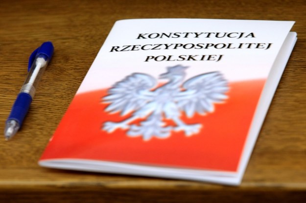 Na zdjęciu Konstytucja RP / 	Leszek Szymański    /PAP