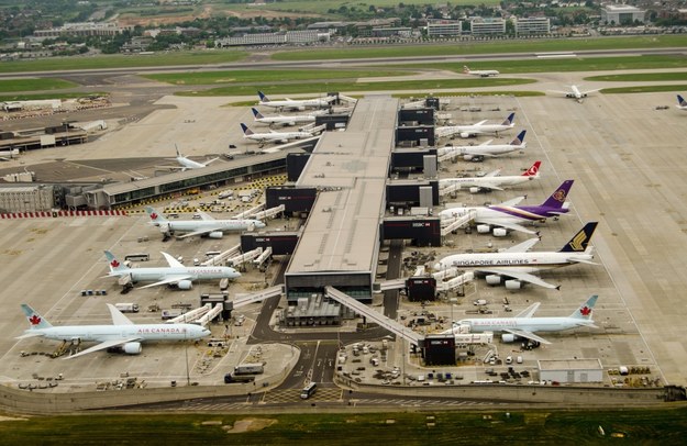 Na zdjęciu: lotnisko Heathrow /Shutterstock