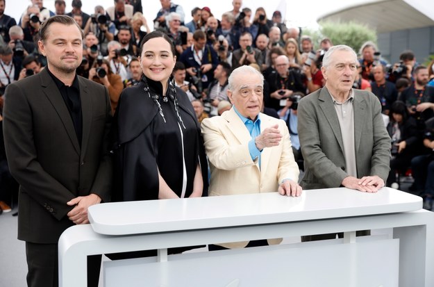 Na zdjęciu od prawej: Robert De Niro, Martin Scorsese, Lily Gladstone i Leonardo DiCaprio /SEBASTIEN NOGIER  /PAP/EPA