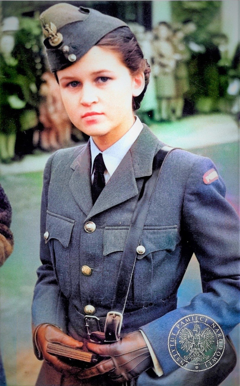 Na zdjęciu opublikowanym przez IPN Maria Barr miała 20 lat /IPN