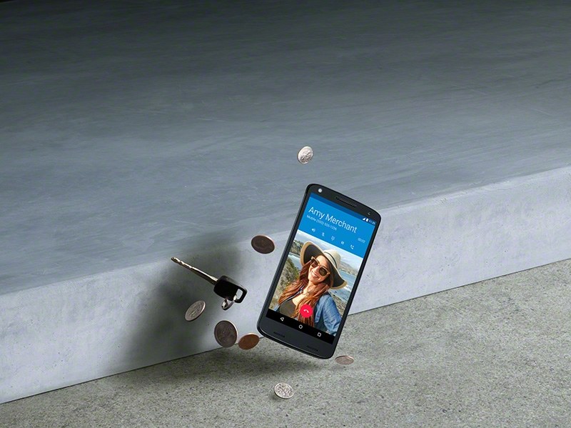 Na zdjęciu: Pierwszy na świecie telefon z nietłukącym się ekranem, Lenovo Moto X Force. /materiały promocyjne