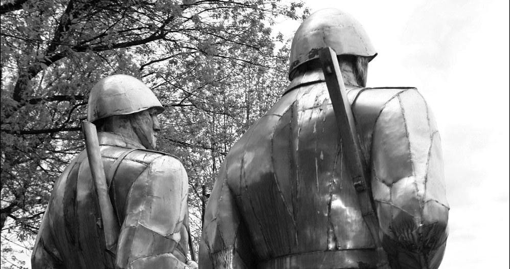 Na zdjęciu: Pomnik bohaterskiej Armii Czerwonej z Dąbrowy Górniczej /Daniel Pach /Agencja FORUM