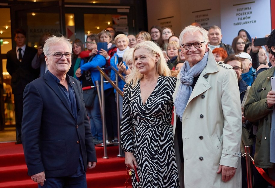 Na zdjęciu reżyser Jacek Bromski oraz aktor Andrzej Seweryn z żoną Katarzyną Kubacką / 	Adam Warżawa    /PAP