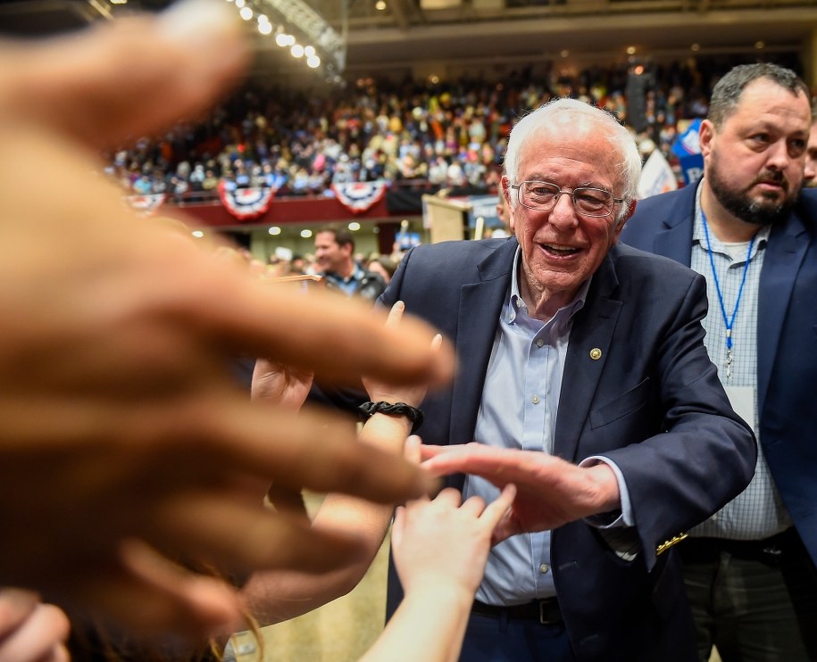 Na zdjęciu senator Bernie Sanders /Craig Lassig /PAP/EPA