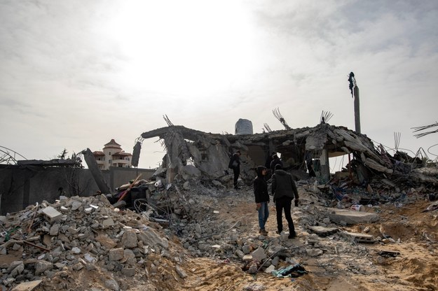 Na zdjęciu: zniszczenia w Strefie Gazy /HAITHAM IMAD /PAP/EPA