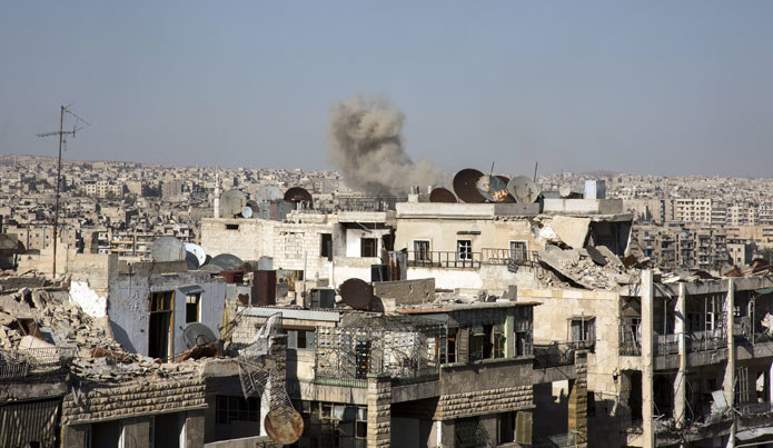 Na zdjęciu: Zniszczone wojną syryjskie miast Aleppo /AFP