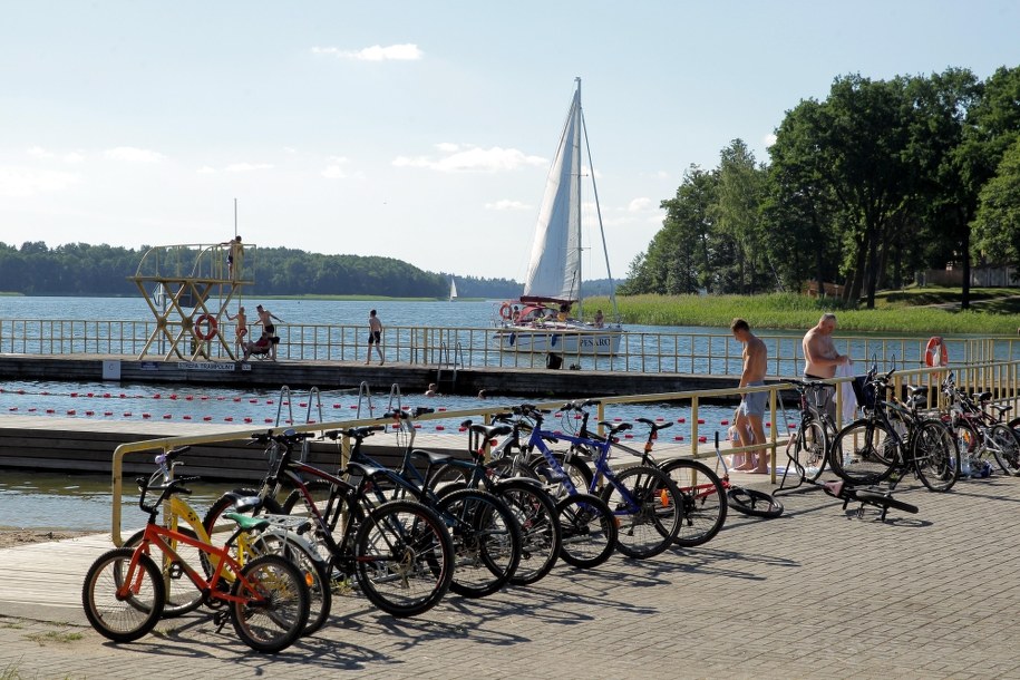 Nabrzeże COS OPO Giżycko / 	Tomasz Waszczuk    /PAP